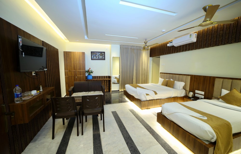 Premium Triple Suite Accommodation in Dindigul